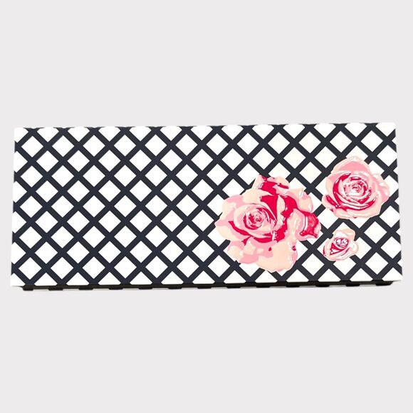 Estée Lauder 42-Shade Vintage Makeup Palette 🎨🌹 - Picture 2 of 3